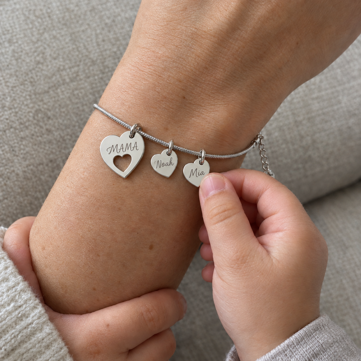 Mama-Armband mit Namen Liora